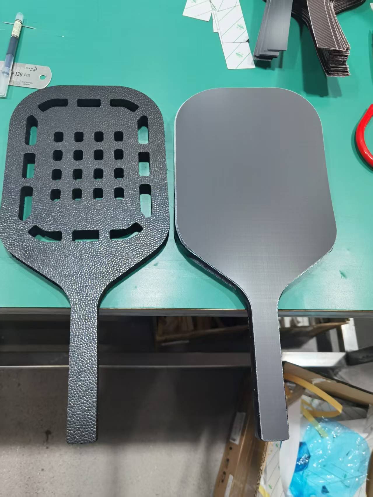 Custom pickleball paddle manufacturer